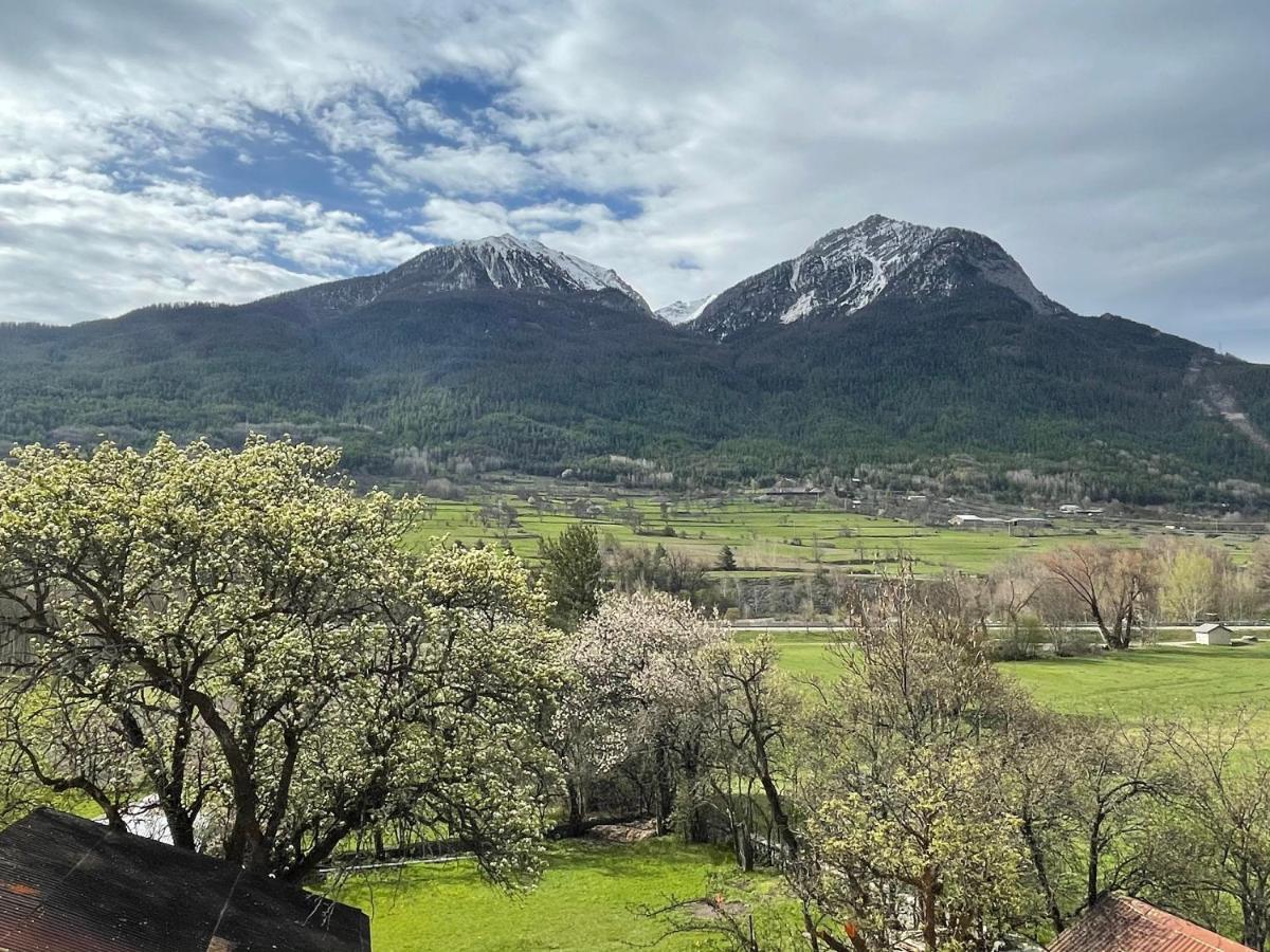 Appartement dans une maison de pays Briançon Extérieur photo